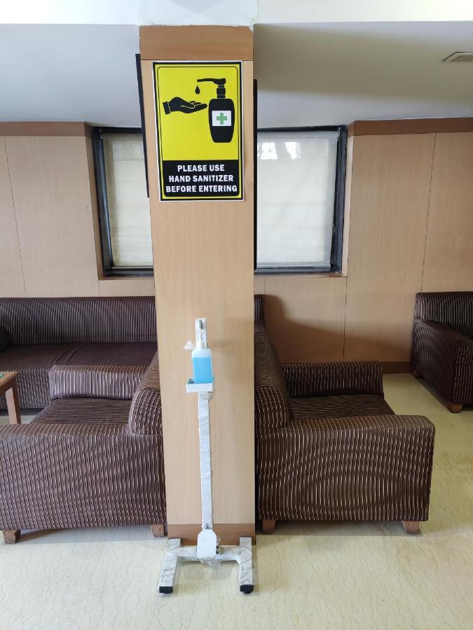 Hotel Abigail Regency Shirdi Extérieur photo