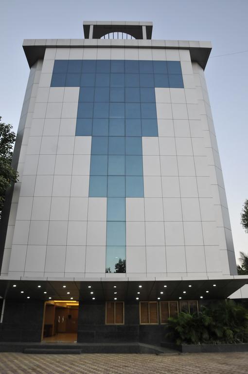 Hotel Abigail Regency Shirdi Extérieur photo