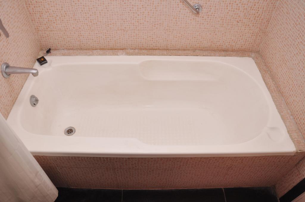 Hotel Abigail Regency Shirdi Extérieur photo
